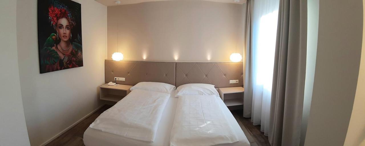 Hotel-Restaurant Gollner Lebring Exteriör bild